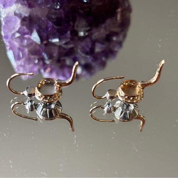 Antique 14kt yellow gold and silver plated bezel set rose cut diamond earrings - Picture 2 of 7